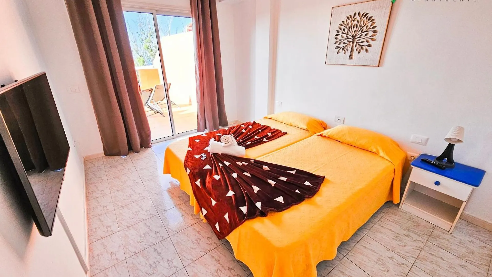 *** Aparthotel 7Lizards - Ocean View Apartments Puerto de Santiago  Spain