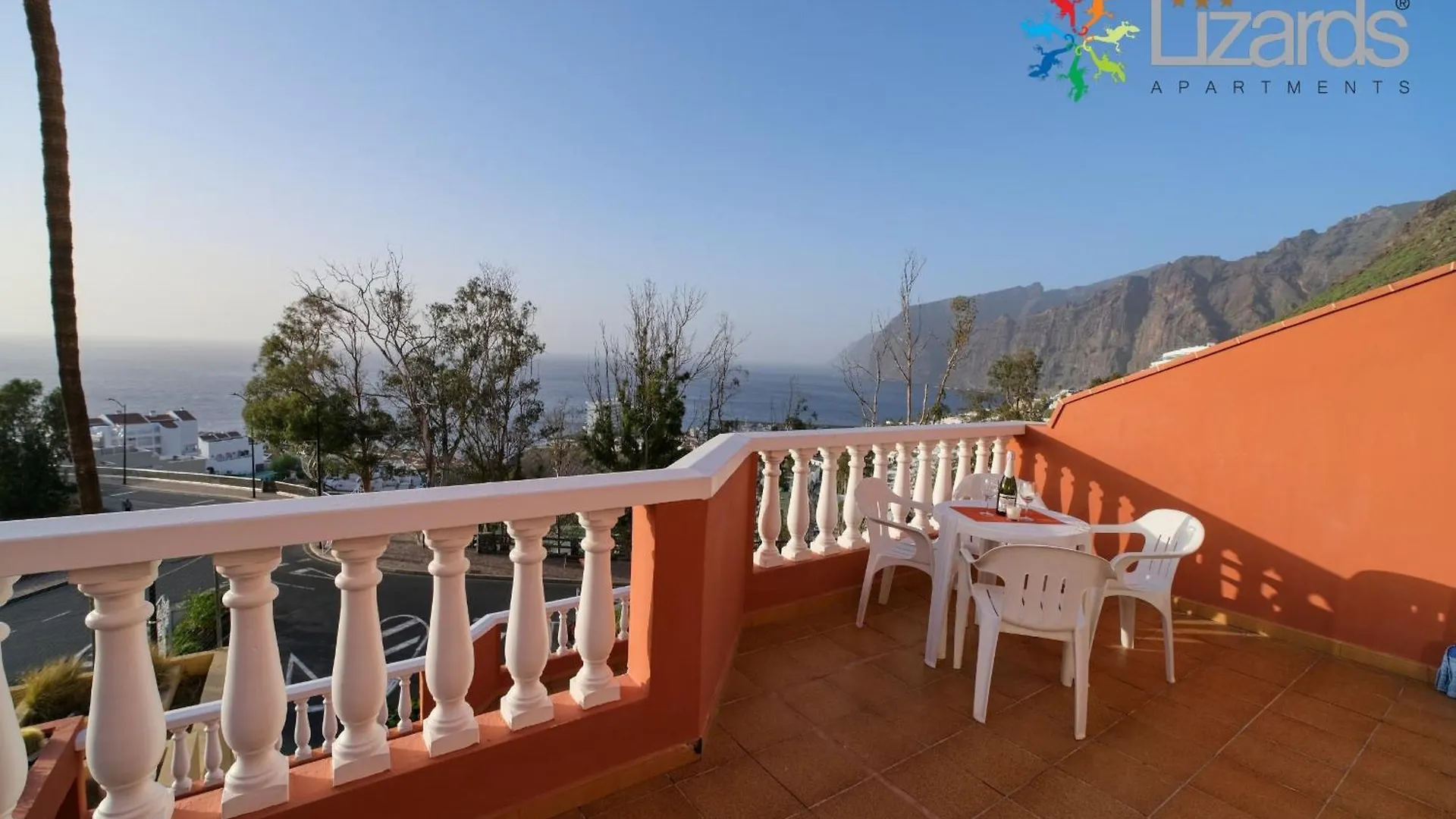 *** Aparthotel 7Lizards - Ocean View Apartments Puerto de Santiago  Spain